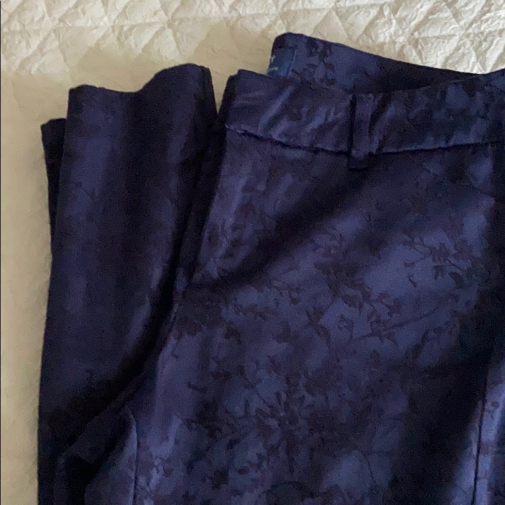 Capris - Picture 4 of 4